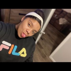 Meet your Posher, Mina